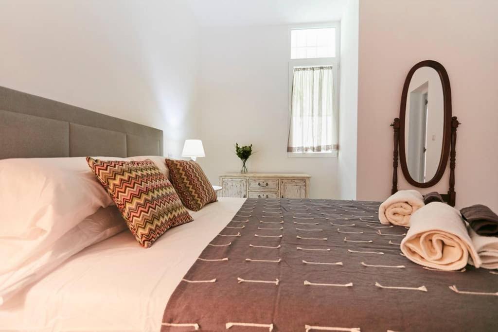 Apartamento Original y coqueto apartamento junto a la Plaza Mayor Madrid Exterior foto